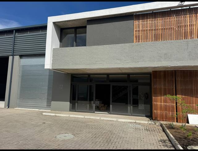 325M² WAREHOUSE TO LET IN BALLITO CENTRAL